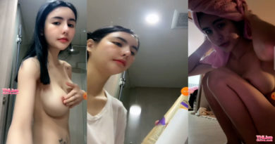 หลุดกลุ่มลับวีไอพี สาวน่ารักตั้งกล้องไลฟ์สดอาบน้ำโชว์ ขาวเนียนยันแคมหี คลิปโป้เสียงไทยสาวสวยระดับเน็ตไอดอลมาเปิดหีให้ชม