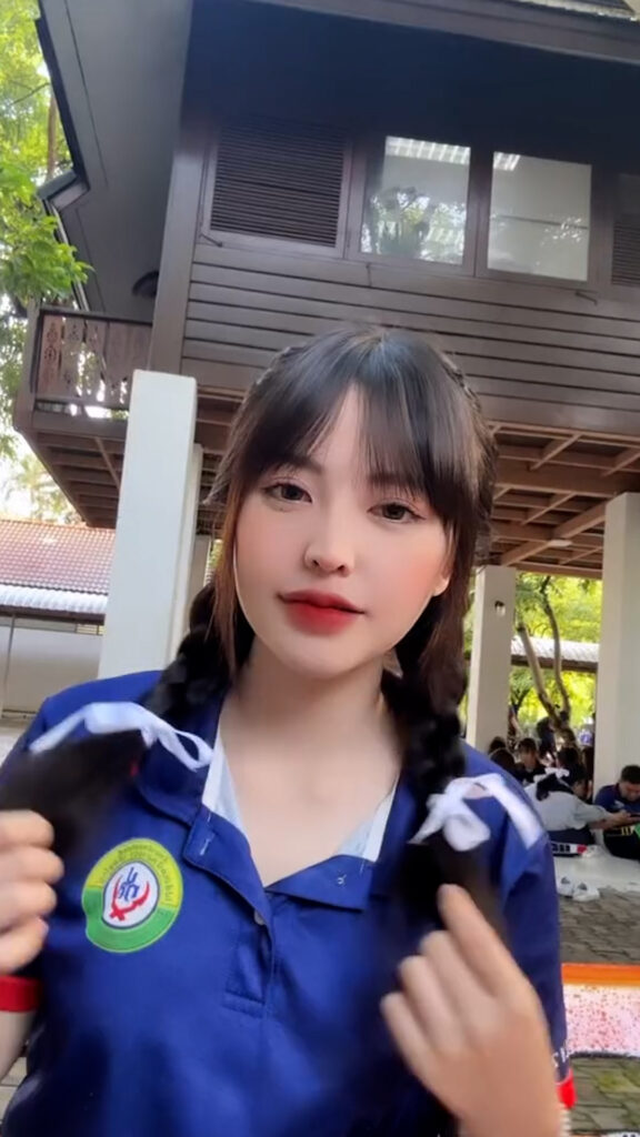 สาวโปลิ เชียงใหม่