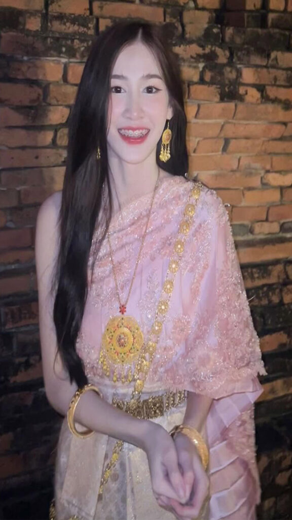 เย็ดสาวเชียงใหม่
