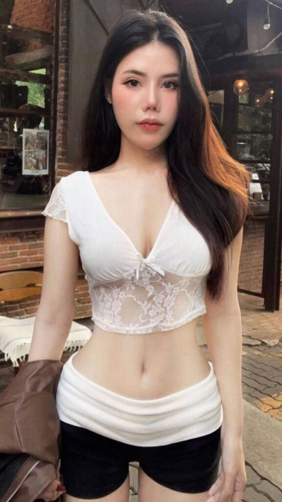 หลุดจากทางบ้าน สาวสวย
