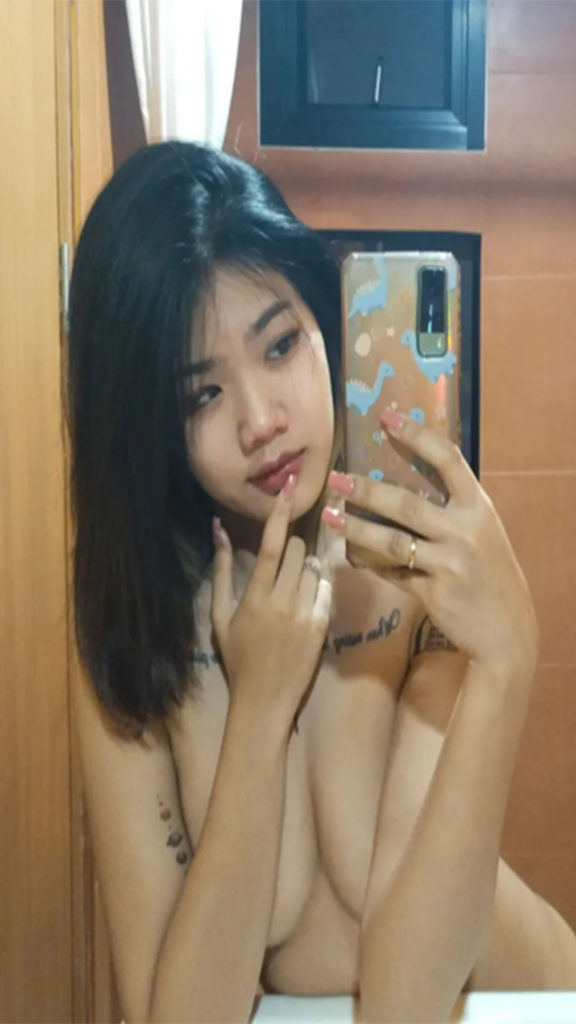 โชว์นม