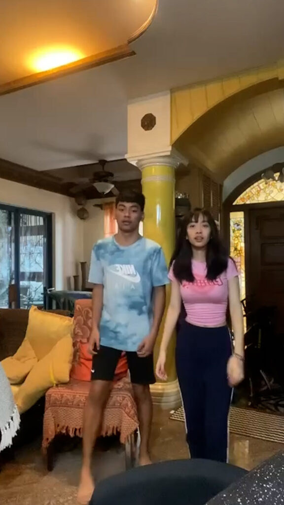 พี่น้องเย็ดกัน