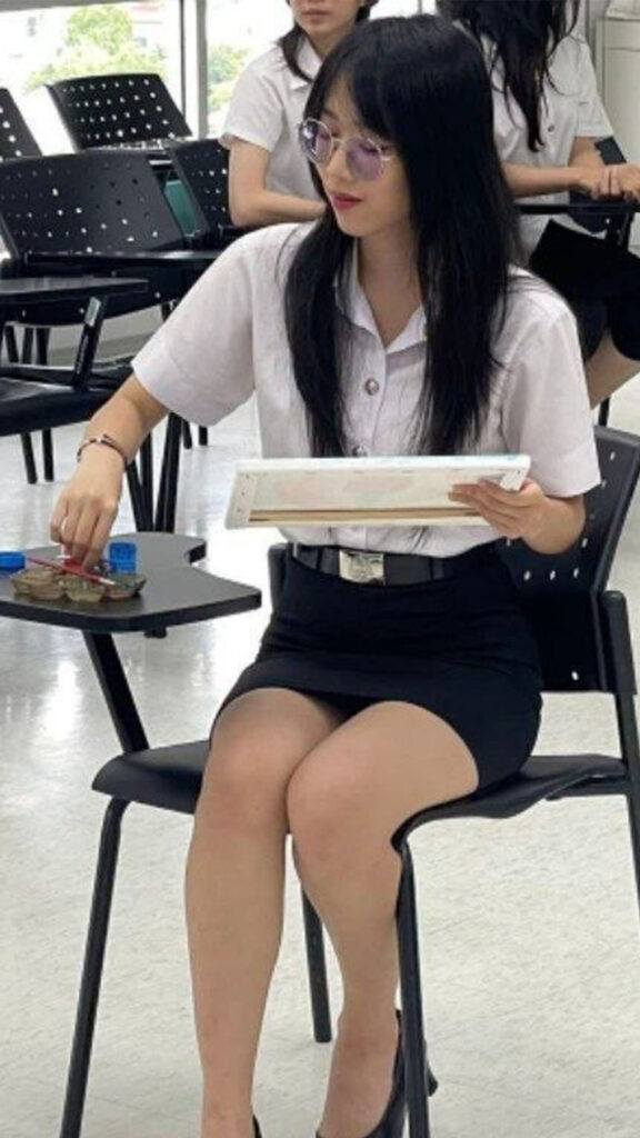 หลุดนักศึกษา18+