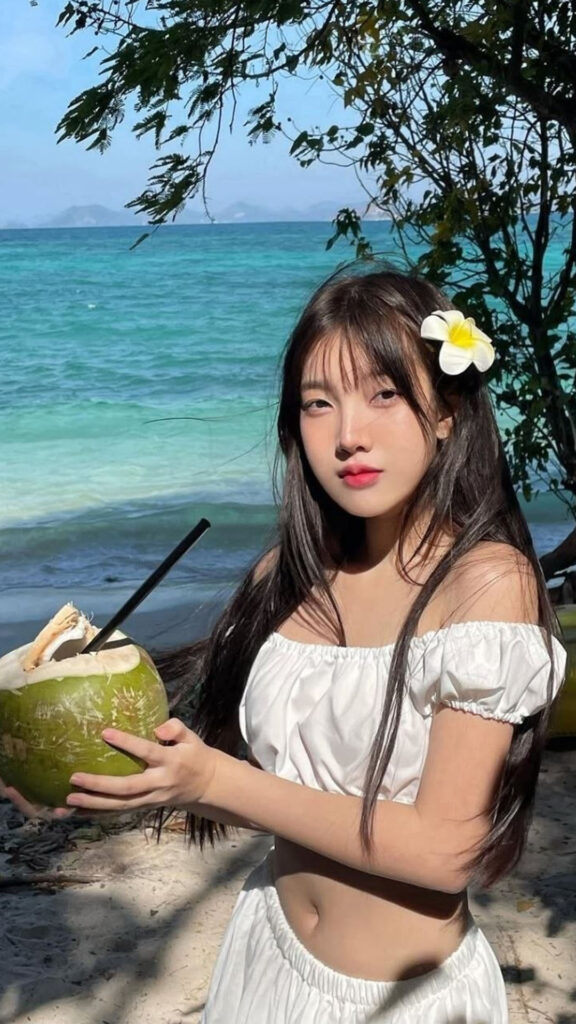 นักศึกษาน่าเย็ด