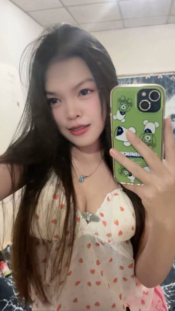 สาวโยกควย