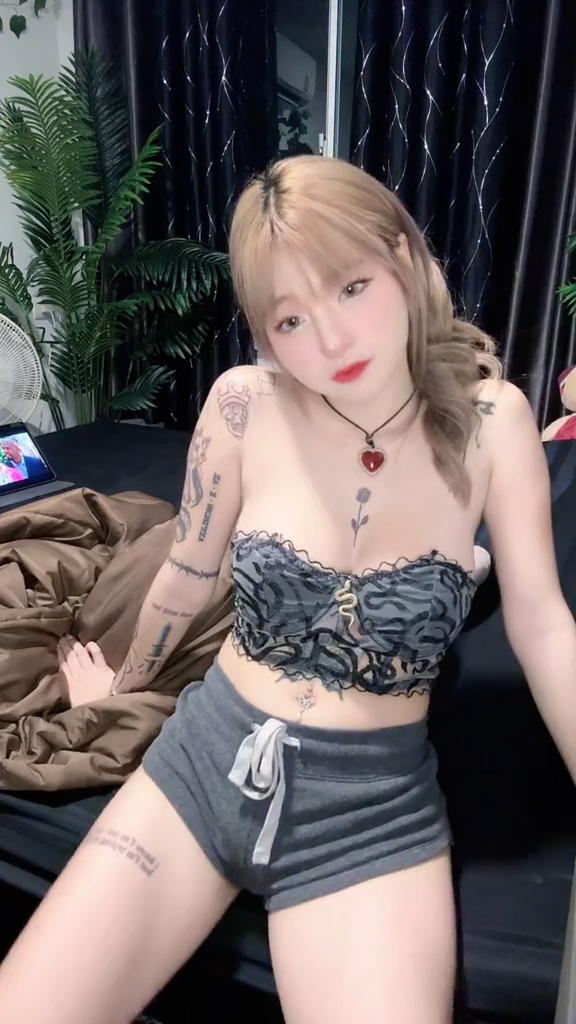 คลิปโป้ทวิต