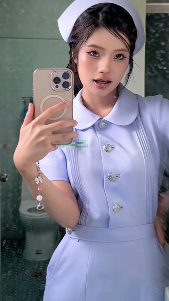 หลุดหมวยตาขีด
